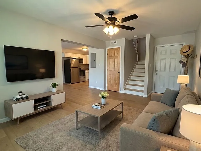 2980 Sevier Ave #E1 — Photo 1