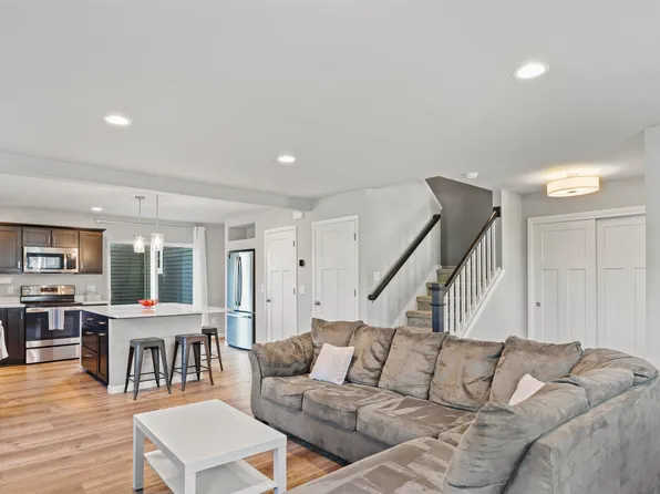6186 Driscoll Dr, Madison, WI 53718
