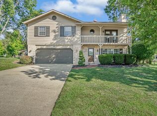 90 Fox Run Rd, Collinsville, IL 62234