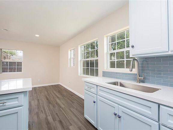 5th image of 405 Cedar Ave