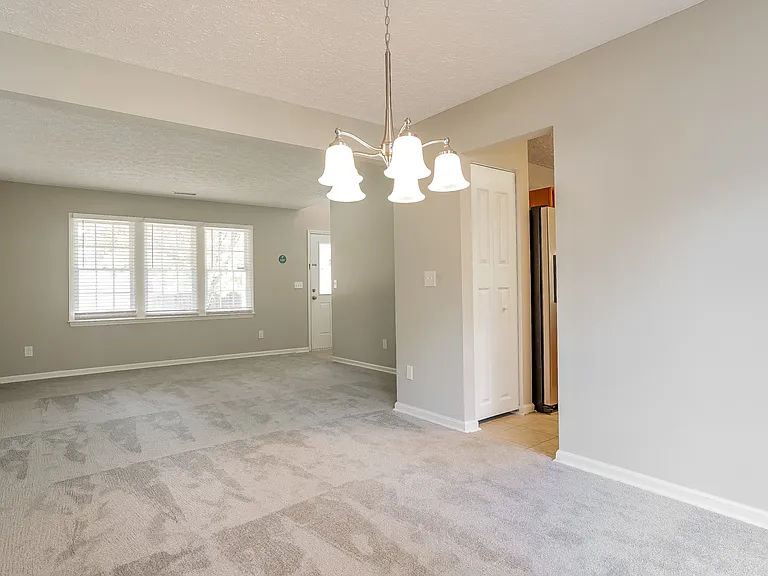 116 Elmridge Dr — Photo 8