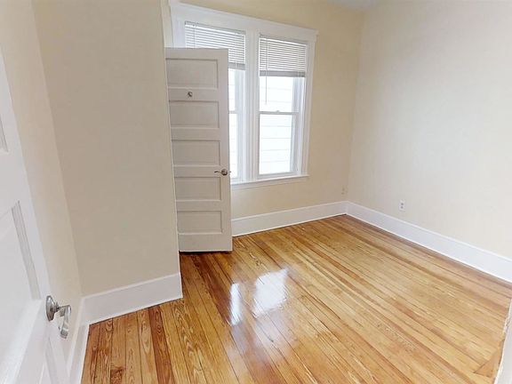 17 Dow St. #2 Somerville Shared Unit Photo 9
