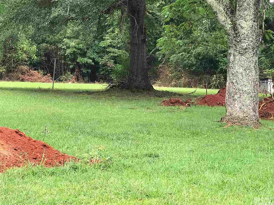 2nd image of 2460 Mountain View Rd