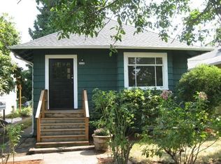 3038 SE Morrison St, Portland, OR 97214