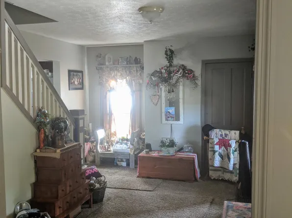 221 Morse Ave, Niles, OH 44446