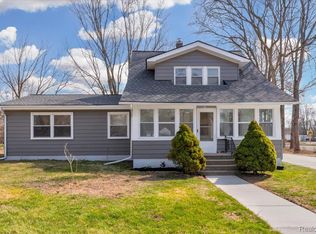 40 Burbank Ave, Ypsilanti, MI