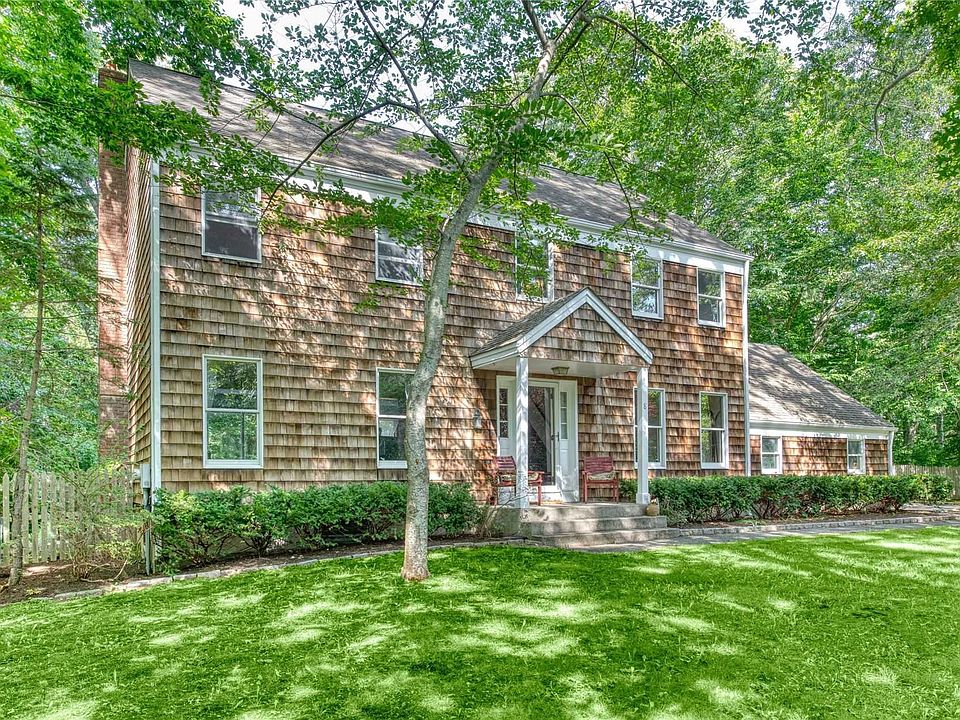 1st image of 8 Ida Ln