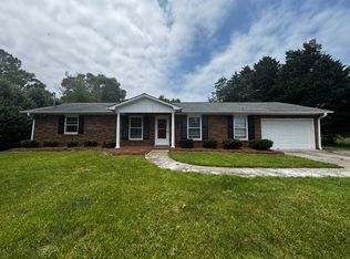 4440 Bridle Path, Winston Salem, NC 27103