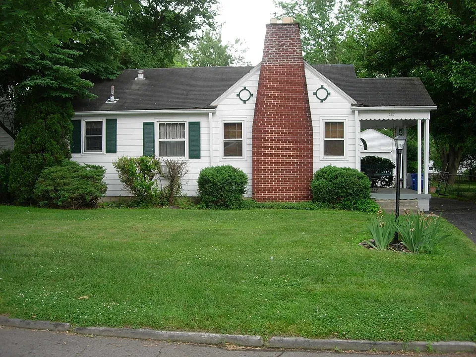 367 E Beaumont Rd