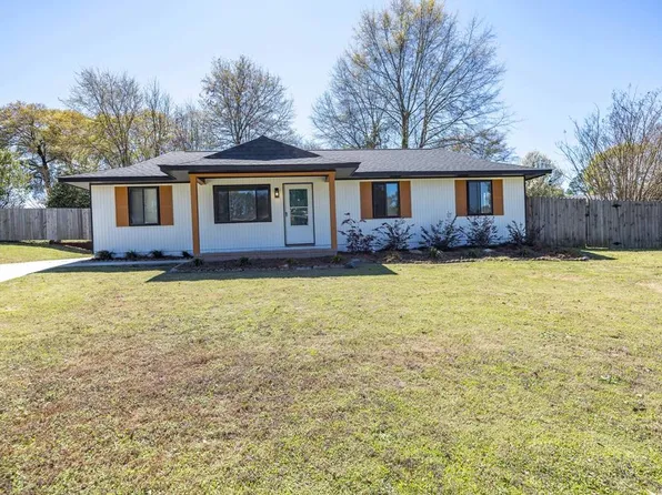 5042 Foxfire Dr, Columbus, GA 31909