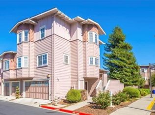 205 Valley Oak Dr, Napa, CA 94558