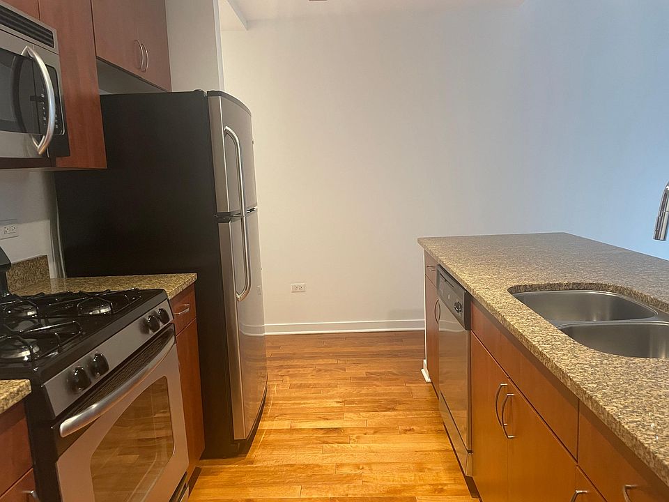 1st image of 755 S Clark St #1211