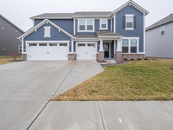 3rd image of 3131 Emmaline Dr