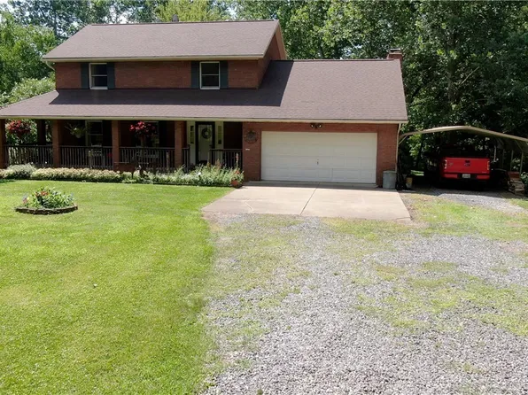 3750 Farber St SE, Magnolia, OH 44643