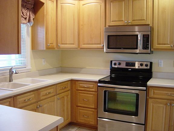 3rd image of 25422 W Lehmann Blvd