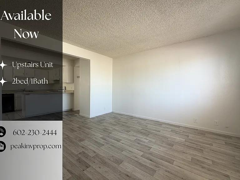 3205 E Earll Dr #7 — Photo 1