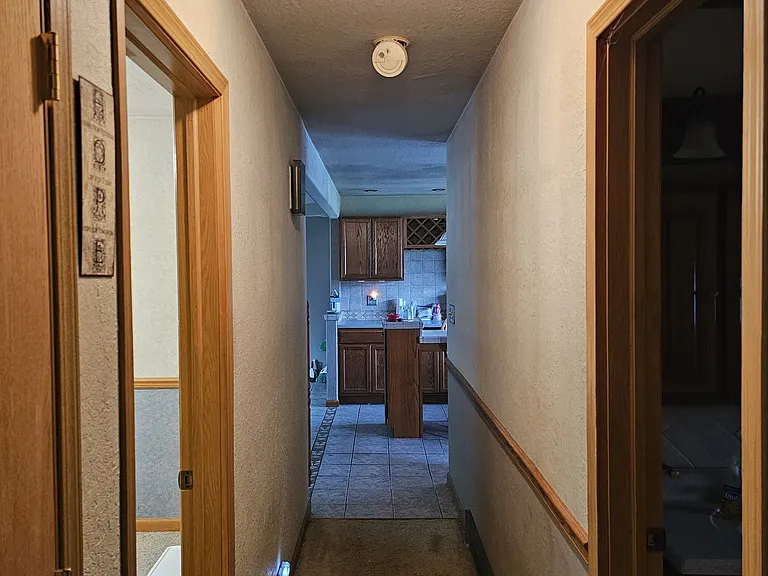 107 N 5620w Rd — Photo 2