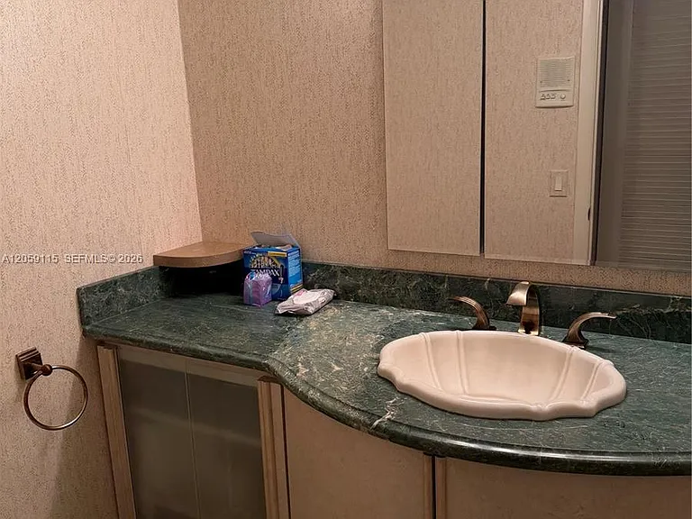612 NE 25th Ave #51 — Photo 13