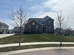 62211 Julep Ct, South Lyon, MI 48178