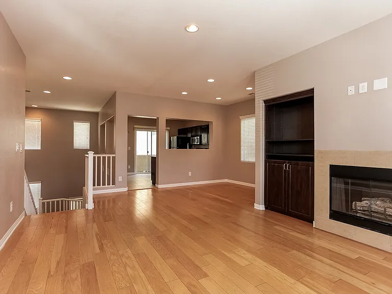 10735 Holmfield St — Photo 2