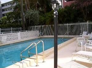 2nd image of 1340 Lincoln Rd APT 600
