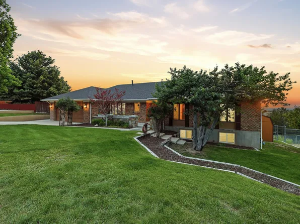 2342 E Charros Rd, Sandy, UT 84092