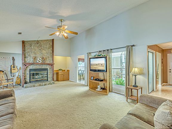 4th image of 4712 Bennington Pl