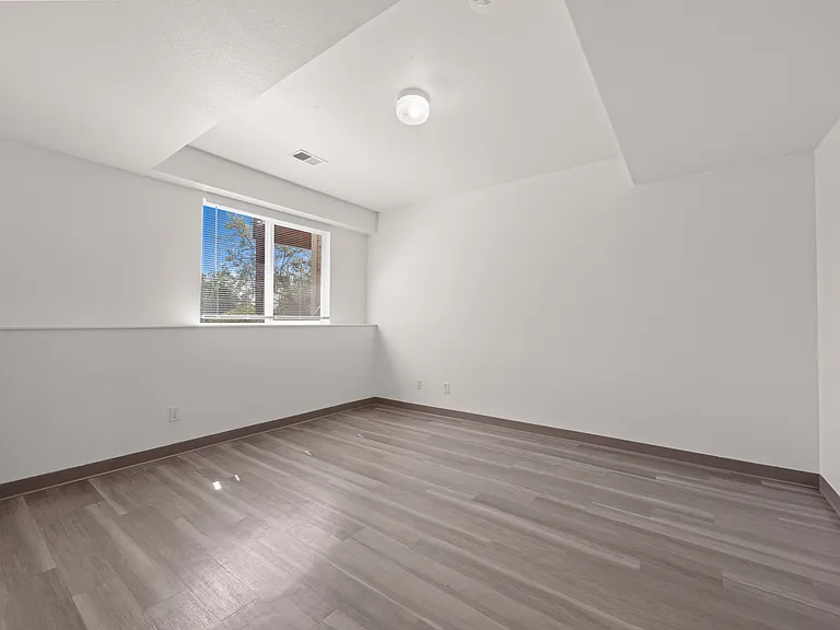 Glenmoor Townhomes — Photo 20