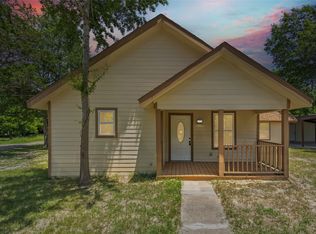 211 7th St, Cooper, TX 75432