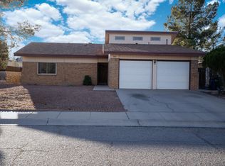 5781 Ridge Dr, Santa Teresa, NM 88008