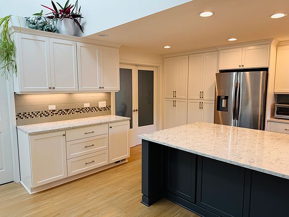 5th image of 16985 NW Somerset Dr