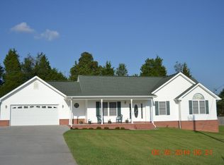 401 Pecan Cir, Corryton, TN 37721