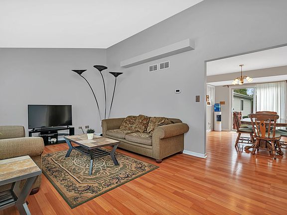 2nd image of 2908 Old Kent Dr