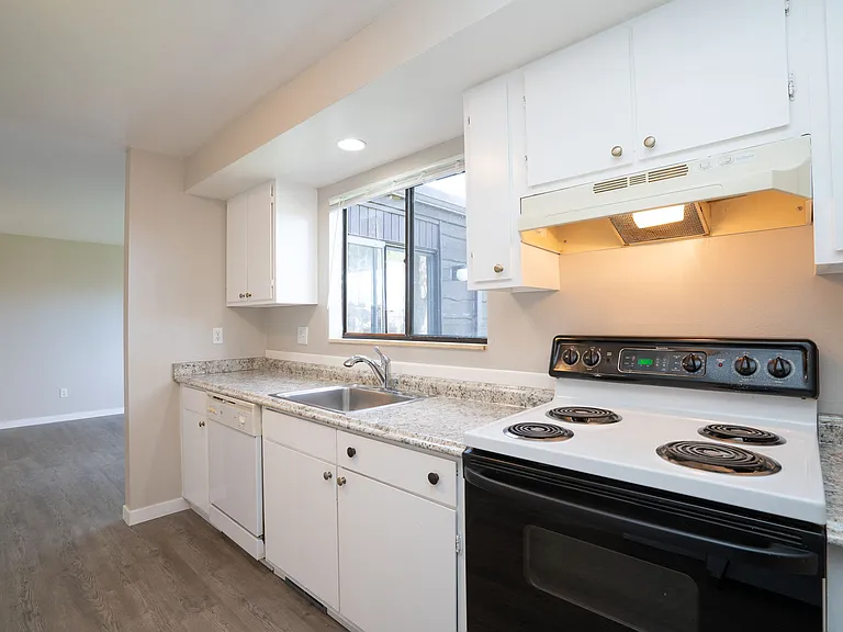 7760 Lowell Blvd — Photo 4