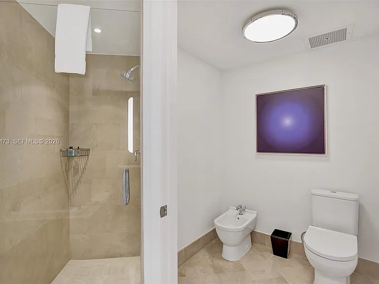 4401 Collins Ave #1503 — Photo 32