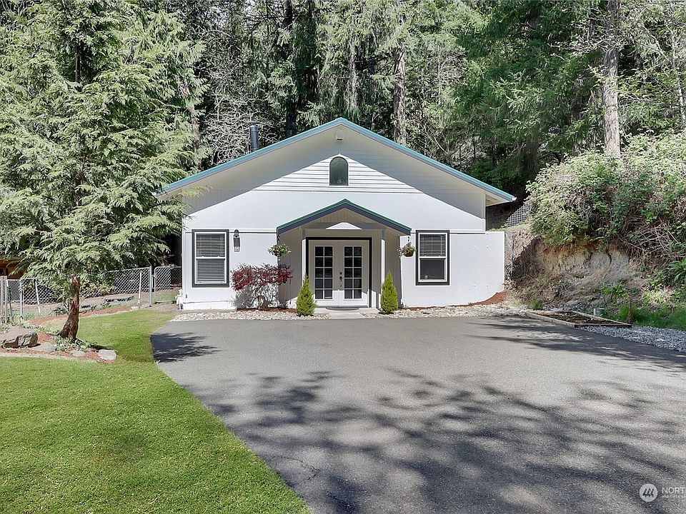 1st image of 5715 - 5717 Comte Drive NW