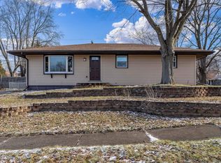 4720 Orchard Ave, Rockford, IL 61108