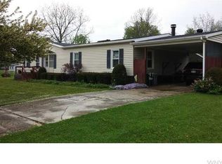 250 Skyview Dr, Arcade, NY 14009