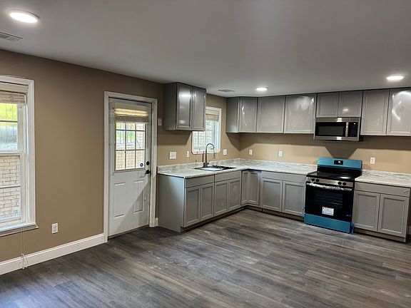 2nd image of 766 Heritage Post Ln