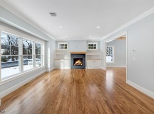 28 North St, Ramsey, NJ 07446