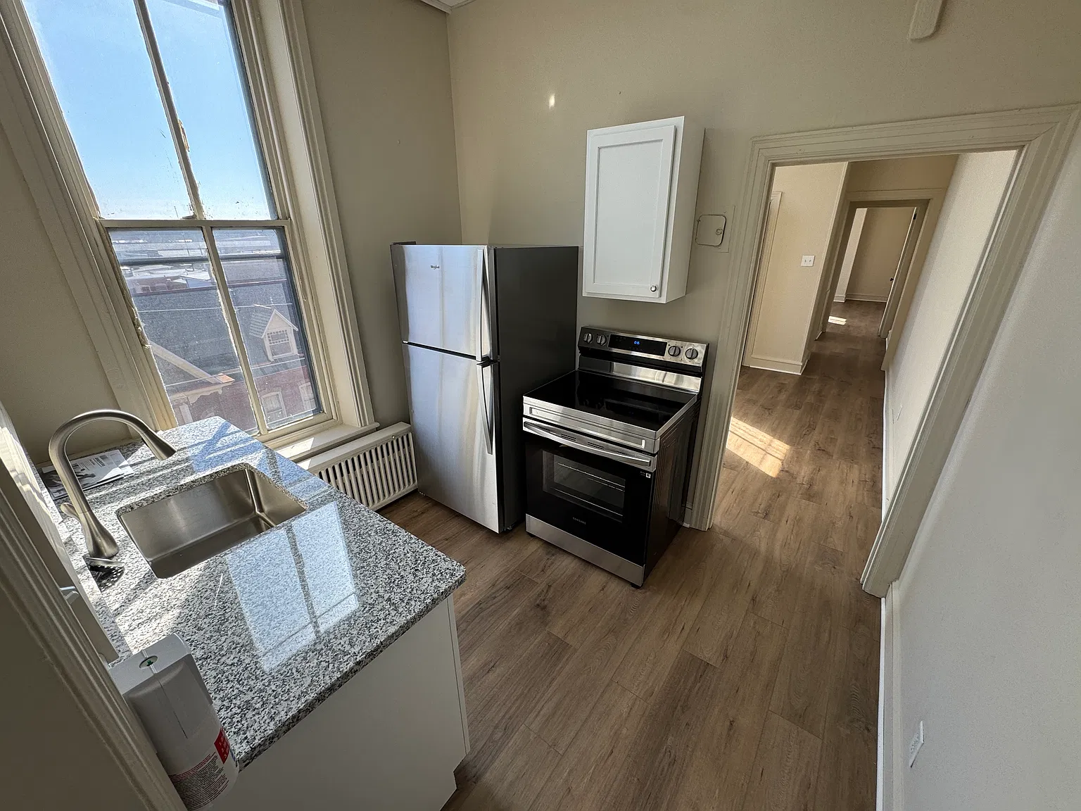 2 bed, 1000 sqft, $1,175 — Photo 4