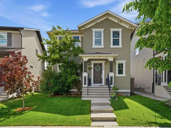 143 N Elgin Meadows Way SE, Calgary, AB T2Z 0S2