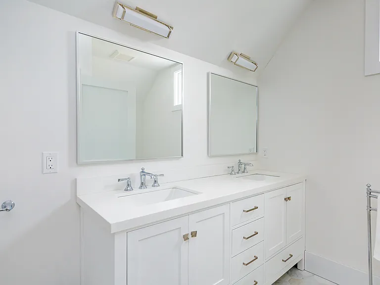 10 Little Cobb Rd — Photo 26