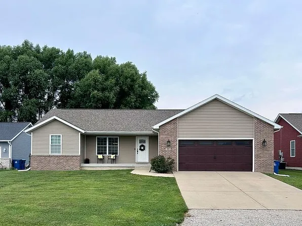 509 Harrison Dr, Mechanicsburg, IL 62545