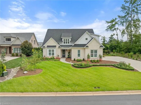 5834 Zinfandel St, Winston Salem, NC 27106