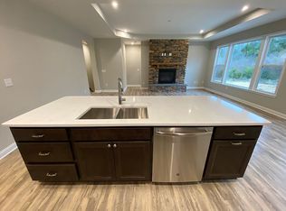 2716 Tarpon Dr, La Grange, KY 40031