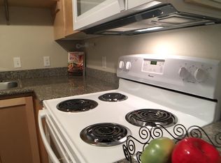 Riva Courtyard Apartments, Portland, OR 97230