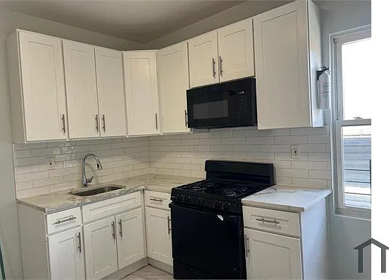 480 Avon Ave #3