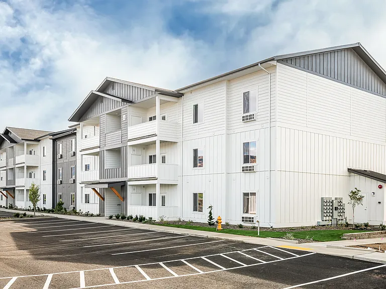 Gateway Apartments — Photo 25