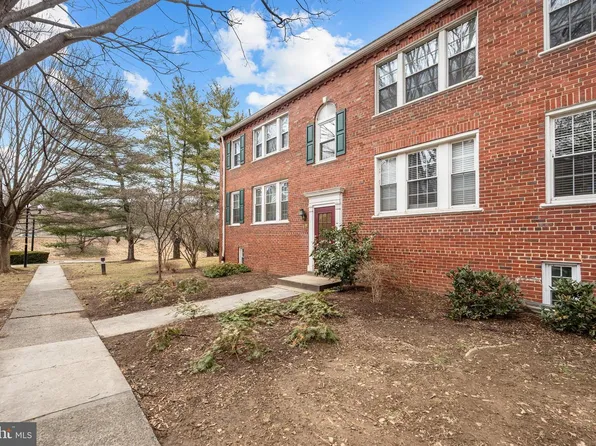 1913 N Rhodes St APT 15, Arlington, VA 22201